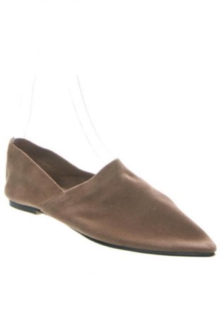 Дамски обувки Reserved, Размер 41, Цвят Бежов, Цена 76,00 лв.