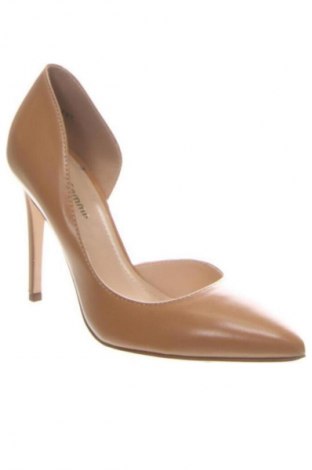 Дамски обувки Solo Femme, Размер 35, Цвят Бежов, Цена 140,00 лв.