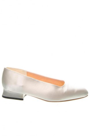 Дамски обувки Unbranded, Размер 40, Цвят Екрю, Цена 38,56 лв.