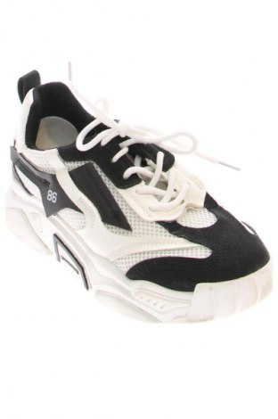 Încălțăminte de damă Unbranded, Mărime 39, Culoare Multicolor, Preț 134,21 Lei