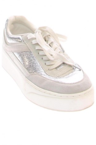 Încălțăminte de damă Zara, Mărime 37, Culoare Multicolor, Preț 107,89 Lei