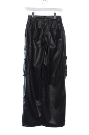 Dámske nohavice Bershka, Veľkosť XS, Farba Čierna, Cena  14,83 €