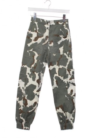 Damenhose Bershka, Größe XS, Farbe Mehrfarbig, Preis € 7,99