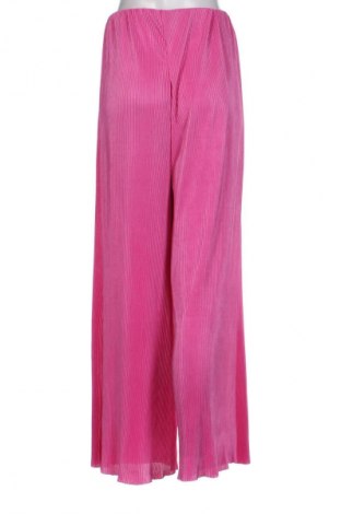 Дамски панталон Bershka, Размер M, Цвят Розов, Цена 29,00 лв.