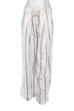 Дамски панталон Bershka, Размер L, Цвят Многоцветен, Цена 29,00 лв.