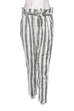 Dámské kalhoty  Bershka, Velikost M, Barva Vícebarevné, Cena  249,00 Kč