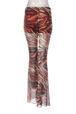 Дамски панталон Bershka, Размер M, Цвят Многоцветен, Цена 17,19 лв.