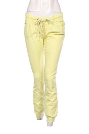 Damenhose Bershka, Größe S, Farbe Gelb, Preis € 14,83