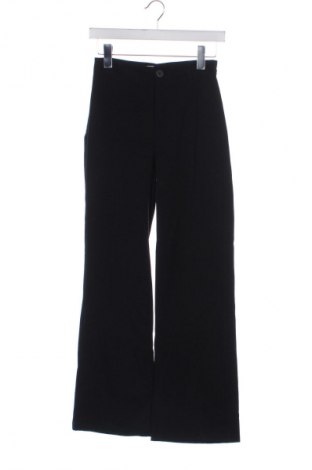 Damenhose Bershka, Größe XS, Farbe Schwarz, Preis € 14,83
