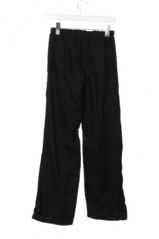 Damskie spodnie Bershka, Rozmiar XS, Kolor Czarny, Cena 66,67 zł