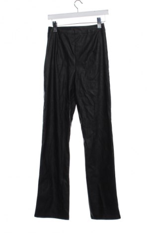 Női nadrág Boohoo, Méret XS, Szín Fekete, Ár 6 749 Ft