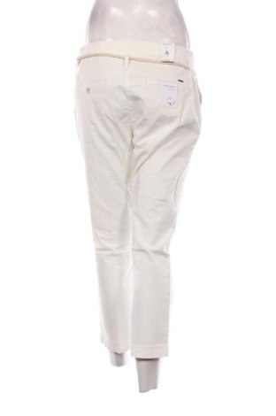 Női nadrág Brax, Méret M, Szín Fehér, Ár 35 839 Ft