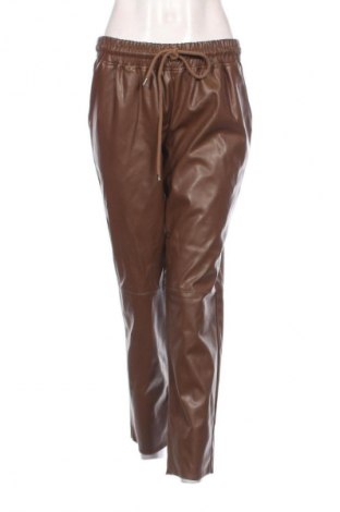 Дамски панталон Calliope, Размер M, Цвят Кафяв, Цена 29,33 лв.