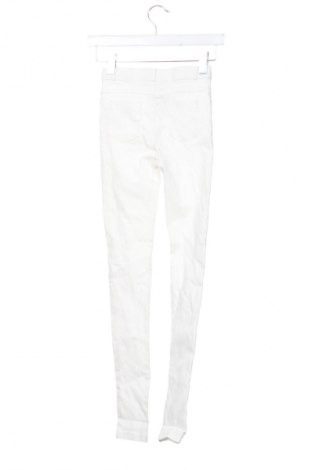 Дамски панталон Candie's, Размер S, Цвят Бял, Цена 19,99 лв.