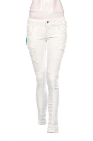 Дамски панталон Cipo & Baxx, Размер M, Цвят Бял, Цена 93,99 лв.