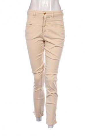 Дамски панталон Closed, Размер M, Цвят Бежов, Цена 211,33 лв.