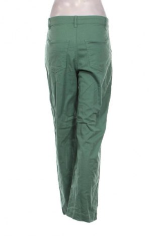 Дамски панталон Cotton On, Размер M, Цвят Зелен, Цена 13,99 лв.