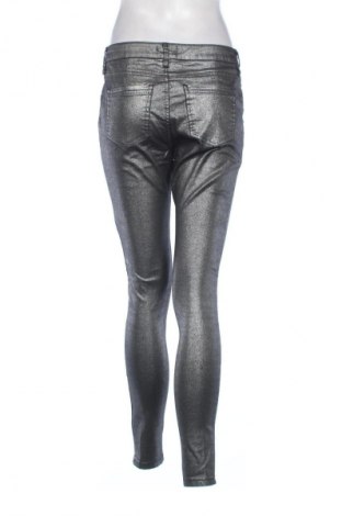 Дамски панталон F&F, Размер M, Цвят Сребрист, Цена 29,33 лв.