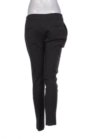 Damskie spodnie Guess, Rozmiar L, Kolor Kolorowy, Cena 467,36 zł