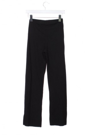 Дамски панталон H&M, Размер XXS, Цвят Черен, Цена 29,33 лв.