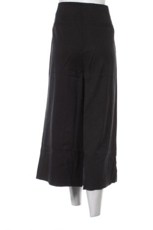 Дамски панталон Lascana, Размер M, Цвят Черен, Цена 93,99 лв.