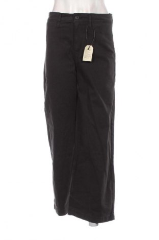 Дамски панталон Levi's, Размер S, Цвят Черен, Цена 142,99 лв.