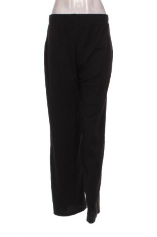 Дамски панталон ONLY, Размер L, Цвят Черен, Цена 50,99 лв.