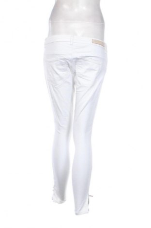Γυναικείο παντελόνι ONLY, Μέγεθος M, Χρώμα Λευκό, Τιμή 13,80 €