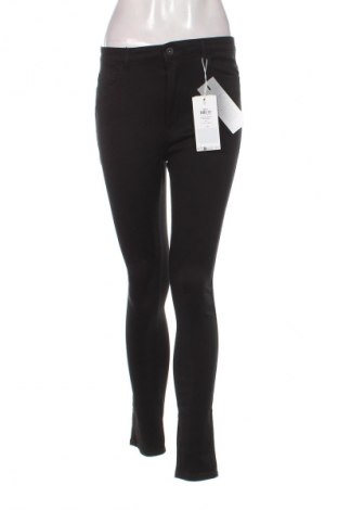 Дамски панталон ONLY, Размер M, Цвят Черен, Цена 62,99 лв.