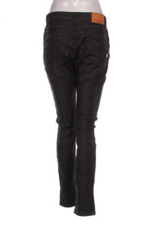 Дамски панталон Please, Размер L, Цвят Черен, Цена 117,99 лв.