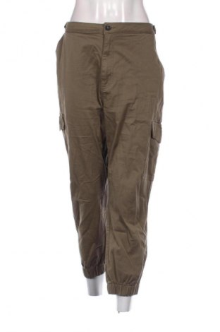 Damskie spodnie Primark, Rozmiar XXL, Kolor Zielony, Cena 66,67 zł