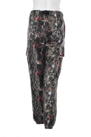 Női nadrág Ripndip, Méret M, Szín Sokszínű, Ár 2 719 Ft