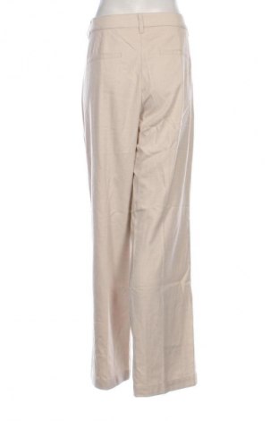 Дамски панталон S.Oliver, Размер XL, Цвят Бежов, Цена 93,99 лв.