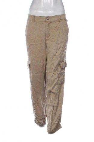 Дамски панталон S.Oliver, Размер M, Цвят Бежов, Цена 41,99 лв.