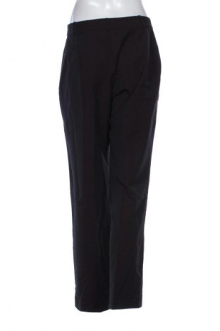 Damenhose She, Größe M, Farbe Lila, Preis € 9,99