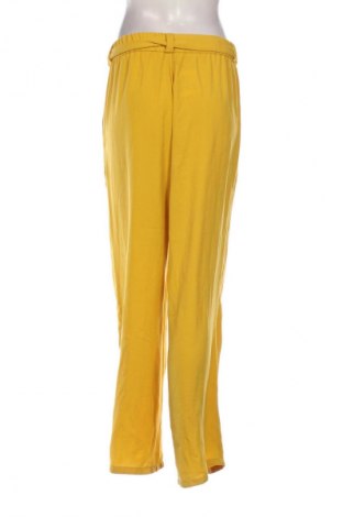 Dámské kalhoty  Stradivarius, Velikost M, Barva Žlutá, Cena  367,00 Kč