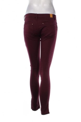 Дамски панталон Stradivarius, Размер S, Цвят Червен, Цена 29,99 лв.