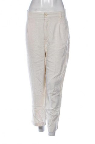 Damenhose Stradivarius, Größe M, Farbe Ecru, Preis € 15,00