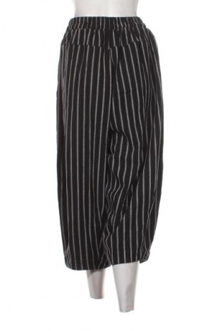 Γυναικείο παντελόνι Unbranded, Μέγεθος M, Χρώμα Πολύχρωμο, Τιμή 9,99 €