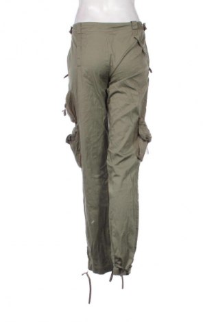 Дамски панталон Unbranded, Размер XL, Цвят Зелен, Цена 28,88 лв.