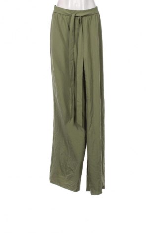Дамски панталон Unbranded, Размер M, Цвят Зелен, Цена 19,99 лв.