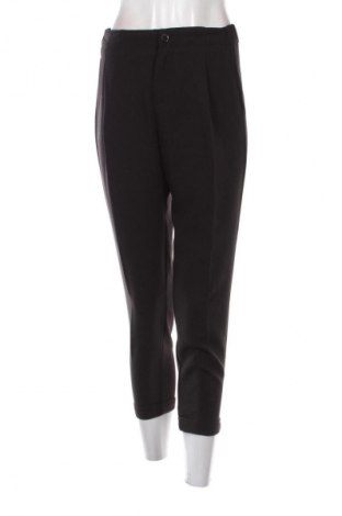 Дамски панталон United Colors Of Benetton, Размер M, Цвят Черен, Цена 41,06 лв.