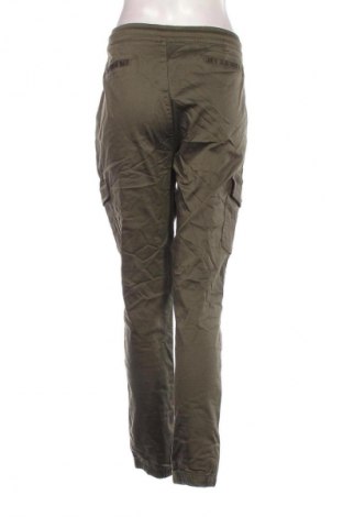 Dámske nohavice Wakee, Veľkosť XL, Farba Zelená, Cena  17,95 €