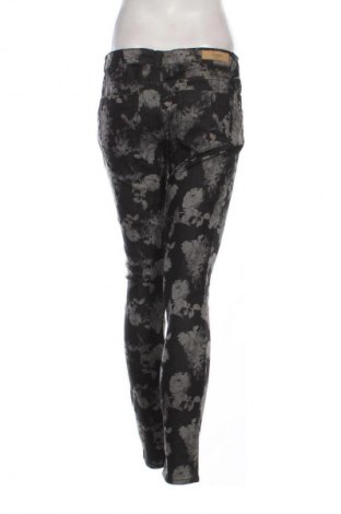 Pantaloni de femei Zara, Mărime M, Culoare Multicolor, Preț 62,99 Lei