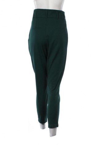 Дамски панталон Zara, Размер S, Цвят Зелен, Цена 22,97 лв.