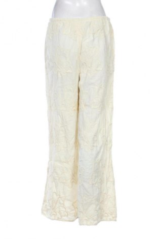 Damenhose Zara, Größe L, Farbe Ecru, Preis € 9,99