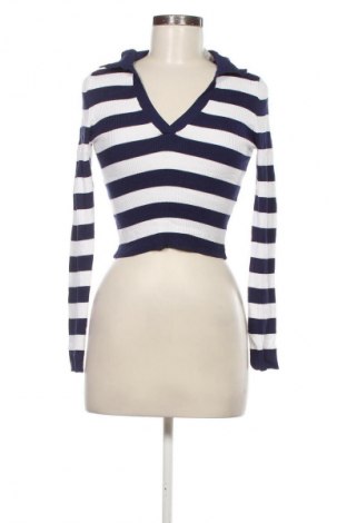 Дамски пуловер Bershka, Размер M, Цвят Многоцветен, Цена 18,99 лв.