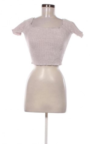 Дамски пуловер Bershka, Размер XS, Цвят Сив, Цена 13,99 лв.