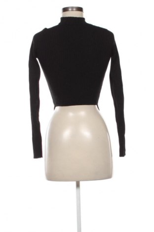 Дамски пуловер Bershka, Размер S, Цвят Черен, Цена 18,99 лв.