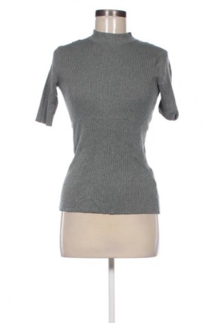 Dámský svetr H&M, Velikost S, Barva Šedá, Cena  367,00 Kč